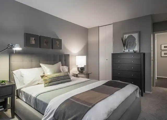 Property at The Montrose - 4334 N Hazel St, Chicago, IL, 60613, 0-1 beds, 1 bath, [object Object]