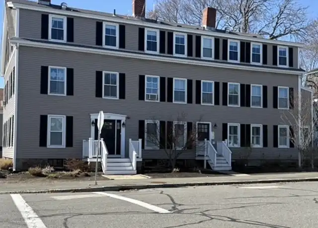 Property at 37 Bartlett St Unit 1, Beverly, MA, 01915, 2 beds, 1 bath, [object Object]