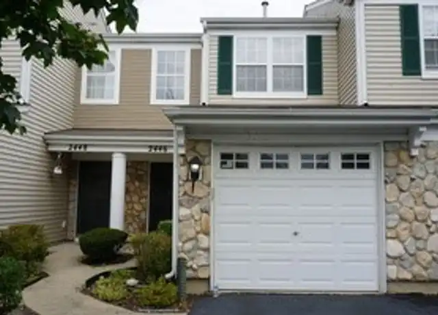 Property at 2446 Oak Tree Ln, Plainfield, IL, 60586, 2 beds, 1.5 baths, [object Object]