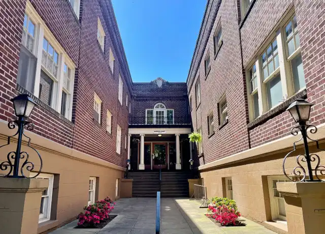 Property at 2062 NW Marshall St Unit 208, Portland, OR, 97209, 1 bed, 1 bath, [object Object]