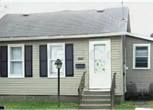 Property at 1710 Miles Ave, Muscatine, IA, 52761, 1 bed, 1 bath, [object Object]