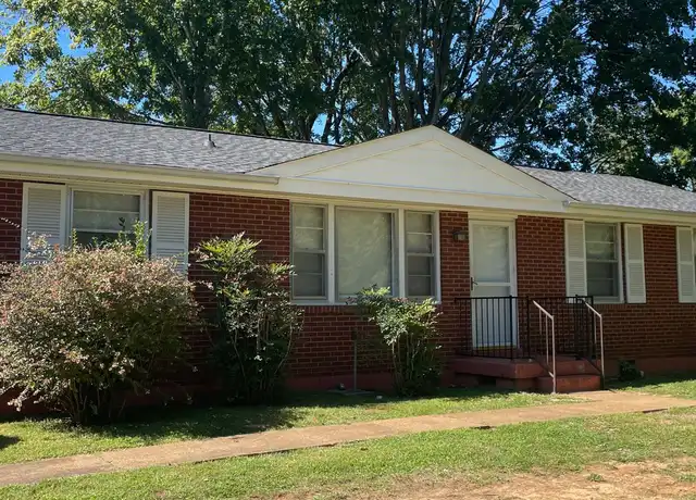 Property at 1883 Pardue Dr, Clarksville, TN, 37043, 3 beds, 1 bath, [object Object]