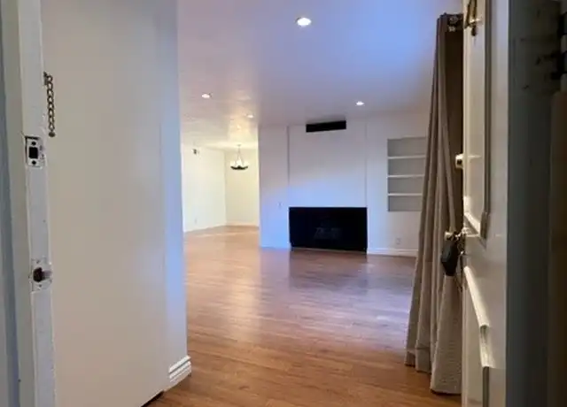Property at 31580 Agoura Rd #6, Westlake Village, CA, 91361, 2 beds, 2 baths, [object Object]