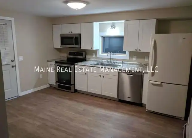Property at 27 Eastern Ave Unit 1, Brewer, ME, 04412, 2 beds, 1 bath, [object Object]