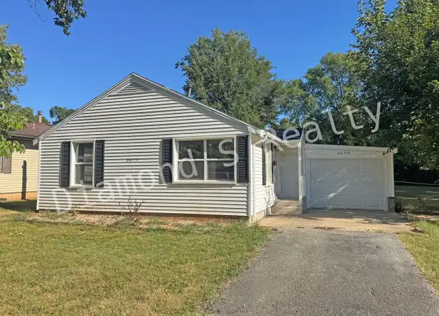 Property at 2639 W Page St, Springfield, MO, 65802, 2 beds, 2 baths, [object Object]