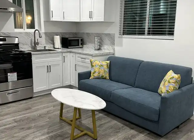 Property at 10824 Paso Robles Ave, Granada Hills, CA, 91344, 0 beds, 1 bath, [object Object]