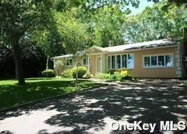 Property at 26 Romana Dr, Hampton Bays, NY, 11946, 3 beds, 2 baths, [object Object]