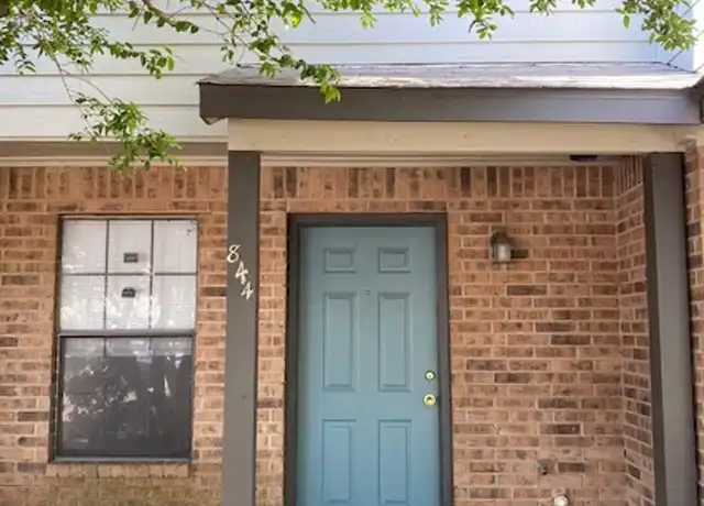 Property at 844 W Collins St, Denton, TX, 76201, 2 beds, 1.5 baths, [object Object]