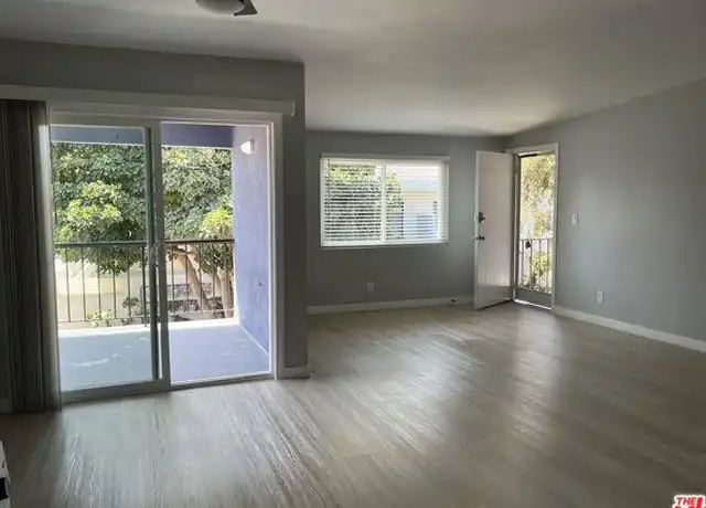 Property at 3320 Pacific Ct Unit 3,4,5,6, Marina Del Rey, CA, 90292, 2 beds, 1 bath, [object Object]