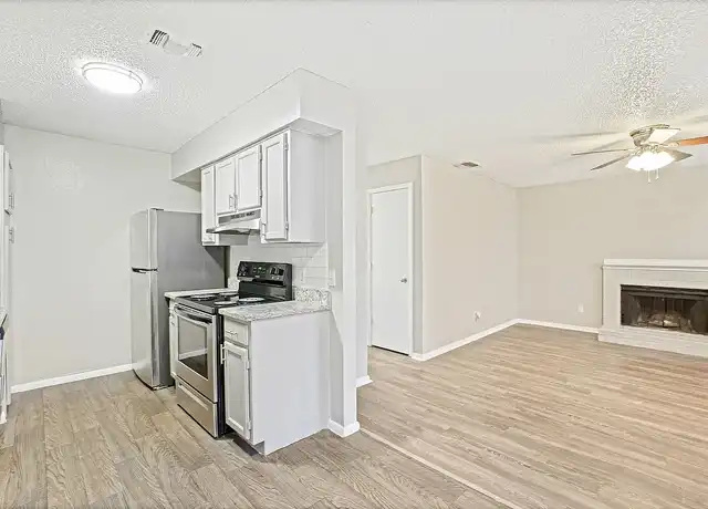 Property at Chalk Gardens - 3008 Sappington Pl, Fort Worth, TX, 76116, 3 beds, 2 baths, [object Object]