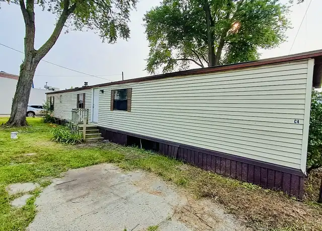Property at 2211 Dort Hwy Unit C-4, Flint, MI, 48507, 2 beds, 1 bath, [object Object]