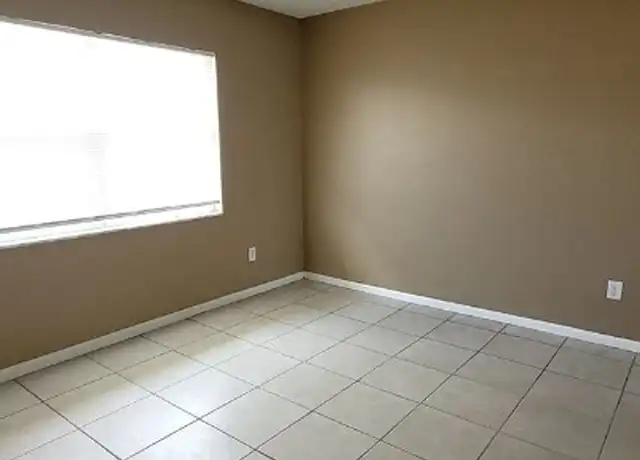 Property at 241 S Commerce Ave Unit 202, Sebring, FL, 33870, 1 bed, 1 bath, [object Object]