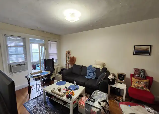 Property at 11 Melvin Ave Unit 9, Brighton, MA, 02135, 2 beds, 1 bath, [object Object]