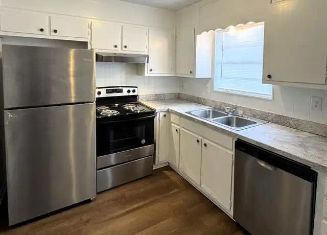 Property at 4101 McVay St SW, Huntsville, AL, 35805, 2 beds, 1 bath, [object Object]