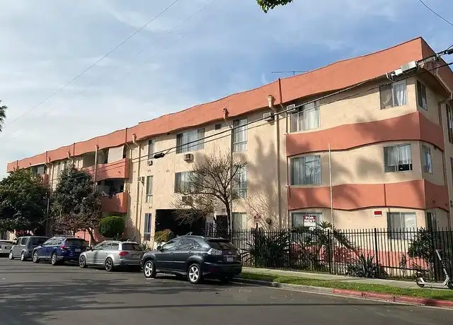 Property at 1815 North Serrano Avenue - 1815 N Serrano Ave, Los Angeles, CA, 90027, 1 bed, 1 bath, [object Object]