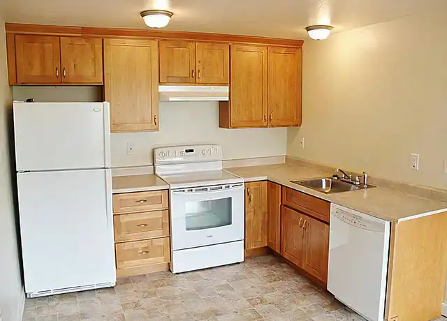 Property at 802 S Yakima Ave #3, Tacoma, WA, 98405, 2 beds, 1 bath, [object Object]