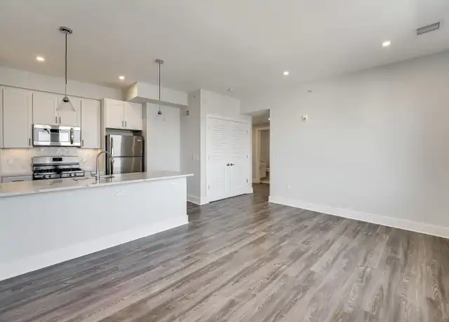 Property at 658 Grand St #301, Jersey City, NJ, 07304, 1 bed, 1 bath, [object Object]