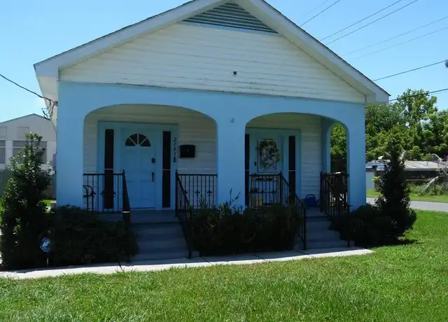 Property at 2303 10th St, Kenner, LA, 70062, 2 beds, 1 bath, [object Object]