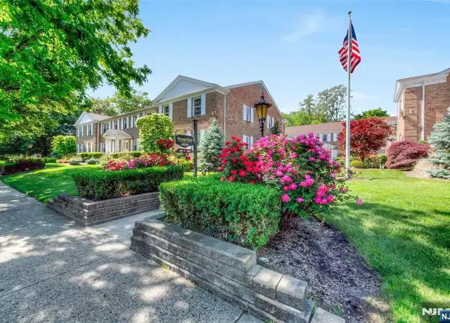 Property at 374 E Ridgewood Ave #2, Ridgewood, NJ, 07450, 2 beds, 2 baths, [object Object]