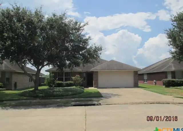 Property at 125 Gemini Ct, Victoria, TX, 77901, 3 beds, 2 baths, [object Object]