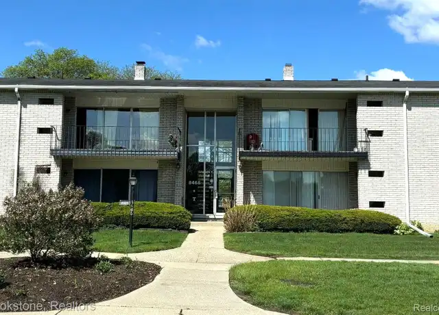 Property at 8465 Kennedy Cir #5, Warren, MI, 48093, 2 beds, 1 bath, [object Object]