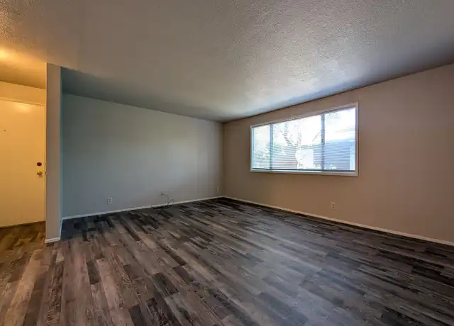 Property at 1015 R St Unit A, Springfield, OR, 97477, 2 beds, 1 bath, [object Object]