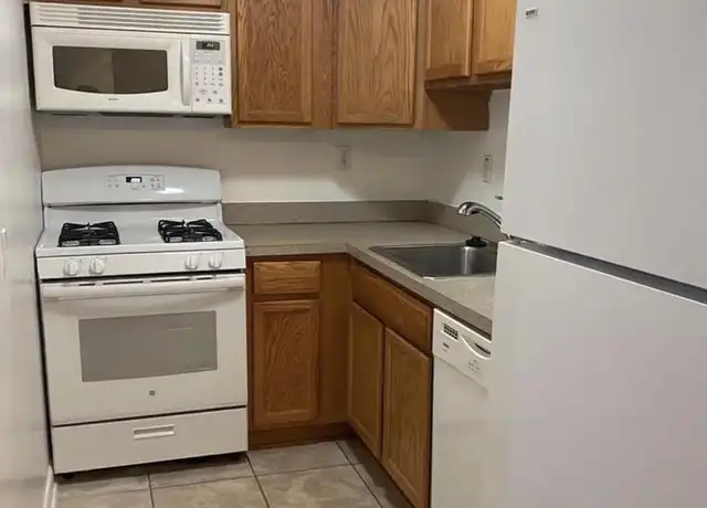Property at 625A Chesapeake St SE Unit 101, Washington, DC, 20032, 2 beds, 1 bath, [object Object]