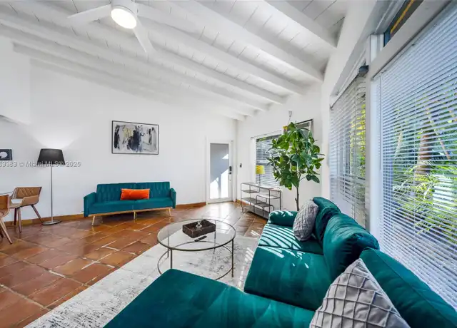 Property at 312 NE 16th Ter Unit A, Fort Lauderdale, FL, 33301, 1 bed, 1 bath, [object Object]