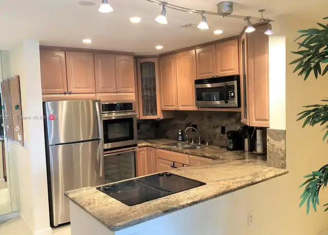 Property at 6339 Bay Club Dr #2, Fort Lauderdale, FL, 33308, 2 beds, 2 baths, [object Object]