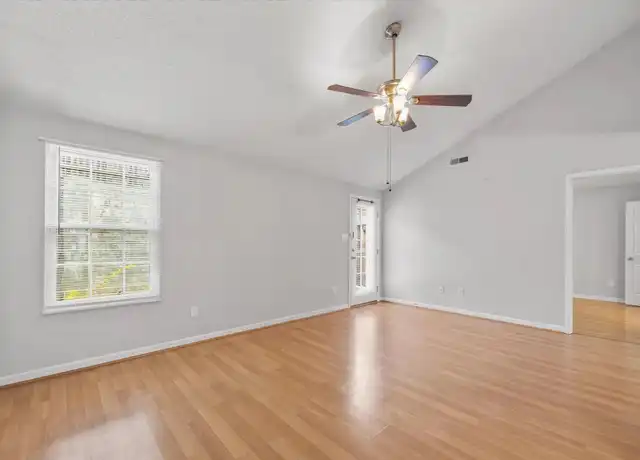 Property at 8047 Intervale Way, Powell, TN, 37849, 2 beds, 2 baths, [object Object]