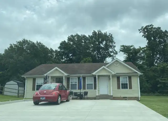 Property at 1600 Hannibal Dr, Oak Grove, KY, 42262, 2 beds, 1 bath, [object Object]