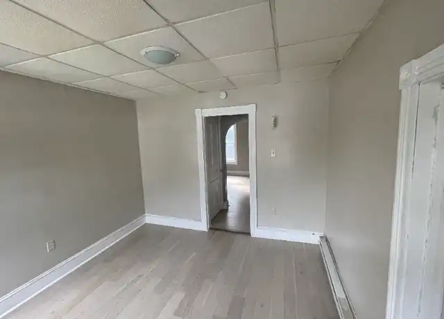 Property at 582 Sunbury St, Minersville, PA, 17954, 1 bed, 1 bath, [object Object]