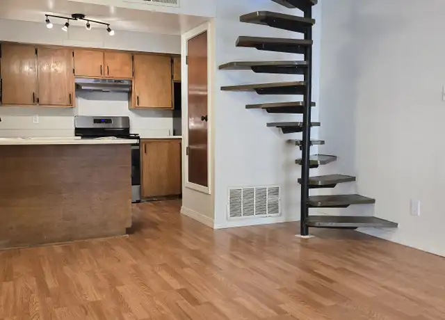 Property at 424 Columbia Dr SE Unit 15, Albuquerque, NM, 87106, 1 bed, 1 bath, [object Object]