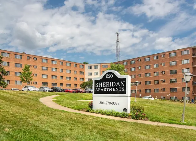 Photo of 620 Sheridan St, Hyattsville, MD 20783