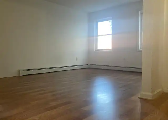 Property at 1085 Flushing Ave, Brooklyn, NY, 11237, 2 beds, 1 bath, [object Object]