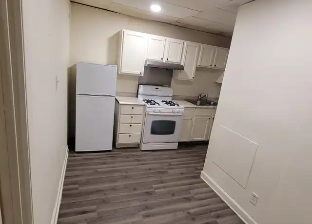 Property at 2016 W Greenfield Ave, Milwaukee, WI, 53204, 2 beds, 1 bath, [object Object]