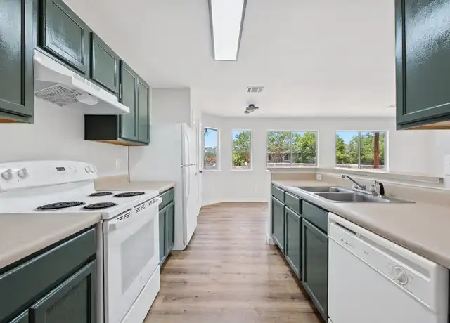Property at 107 Cedargrove, San Marcos, TX, 78666, 3 beds, 3.5 baths, [object Object]