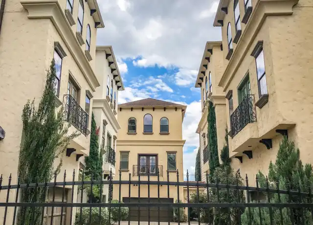 Property at 1432 W 21st St Unit F, Houston, TX, 77008, 3 beds, 3.5 baths, [object Object]