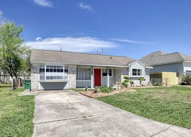 Property at 5727 Peacock St, Houston, TX, 77033, 3 beds, 1 bath, [object Object]