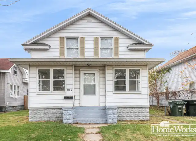 Property at 817 E Indiana Ave Unit C-1, South Bend, IN, 46613, 3 beds, 1 bath, [object Object]