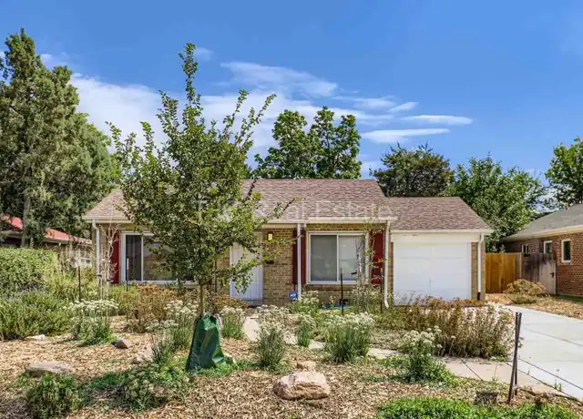 Property at 2140 Niagara St, Denver, CO, 80207, 3 beds, 2 baths, [object Object]