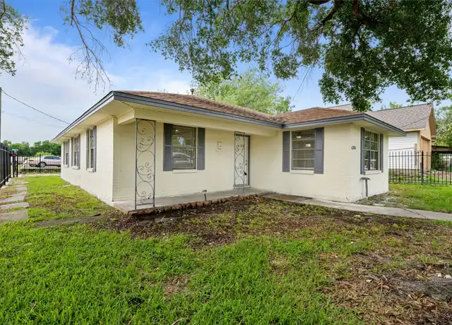 Property at 4356 Phlox St, Houston, TX, 77051, 2 beds, 1 bath, [object Object]