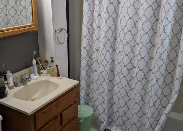 Property at 1344 Oakes St Unit 1, Marinette, WI, 54143, 2 beds, 1 bath, [object Object]