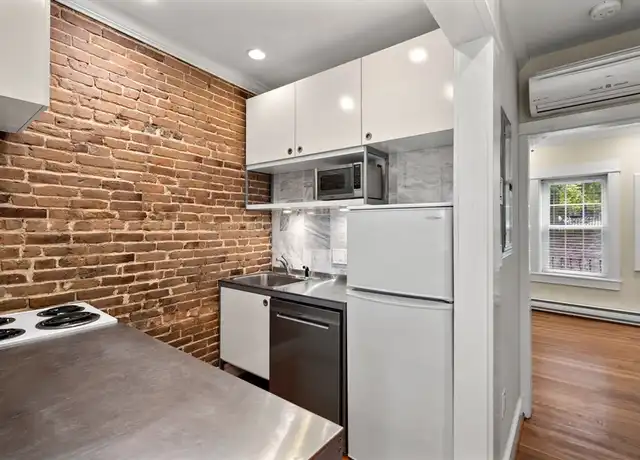 Property at 6 N Hudson St Unit 2, Boston, MA, 02113, 1 bed, 1 bath, [object Object]