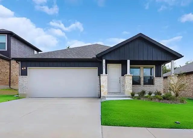 Property at 301 Knoll Pines Dr, Terrell, TX, 75160, 4 beds, 2 baths, [object Object]