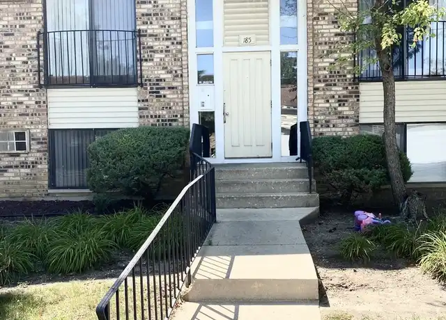 Property at 185 N Waters Edge Dr #102, Glendale Heights, IL, 60139, 2 beds, 2 baths, [object Object]