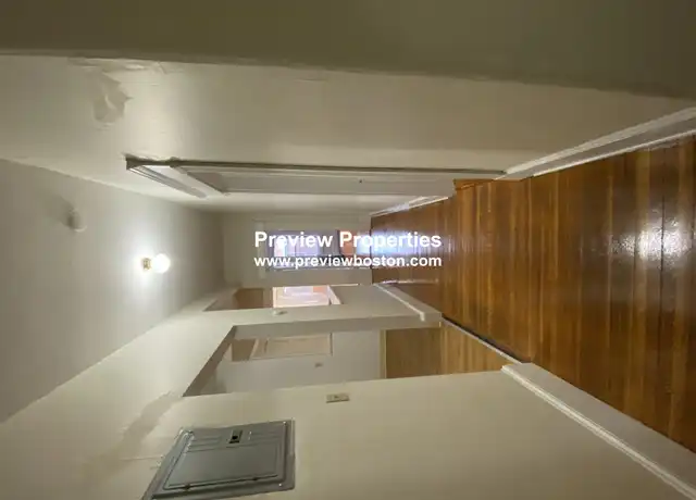 Property at 1595 Beacon St Unit 11P, Brookline, MA, 02446, 2 beds, 1 bath, [object Object]