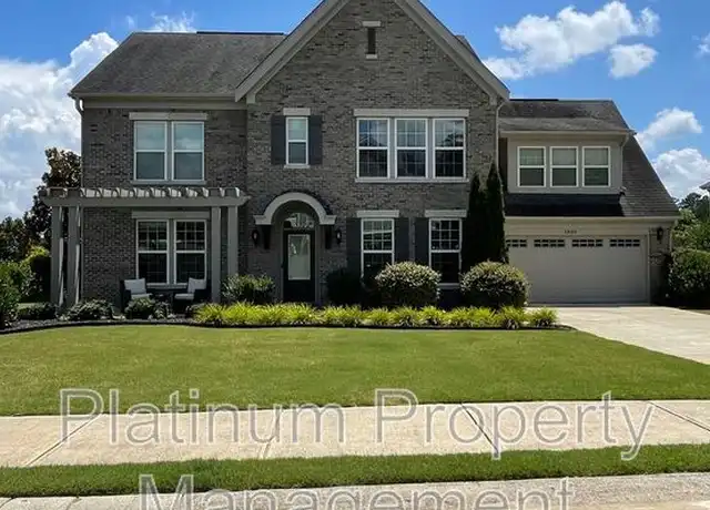 Property at 1805 Warrington Way, Cumming, GA, 30040, 5 beds, 3.5 baths, [object Object]