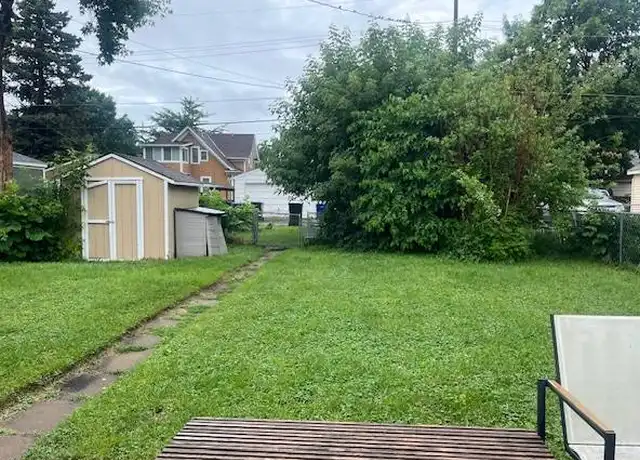 Property at 935 Tuscarora Ave, Saint Paul, MN, 55102, 2 beds, 1 bath, [object Object]