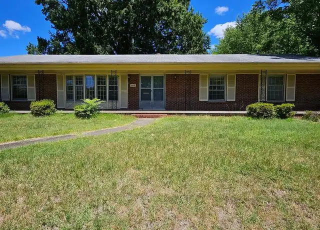 Property at 1415 Augustine Ave, Fredericksburg, VA, 22401, 3 beds, 3 baths, [object Object]